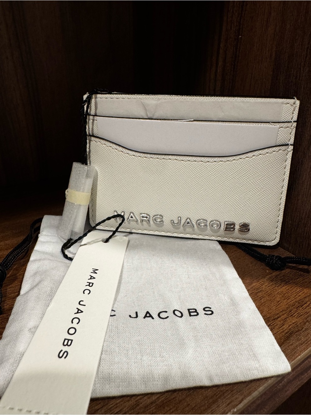 Marc Jacobs White Leather Card Holder with Silver Logo